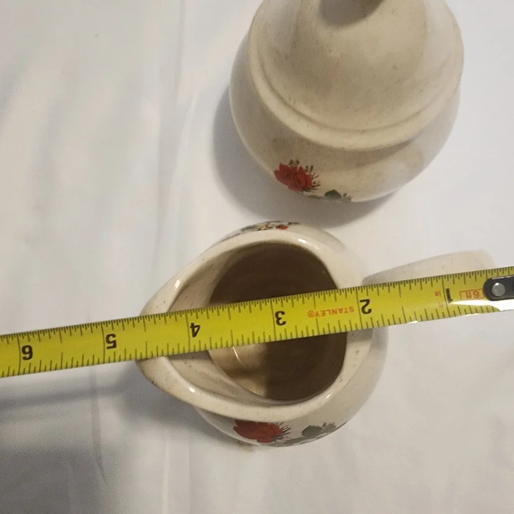 Unbranded Vintage Fruit Creamer and Sugar Bowl Hand Painted‎
